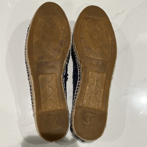 Chanel Denim Toile CC Espadrilles - Picture 6 of 11